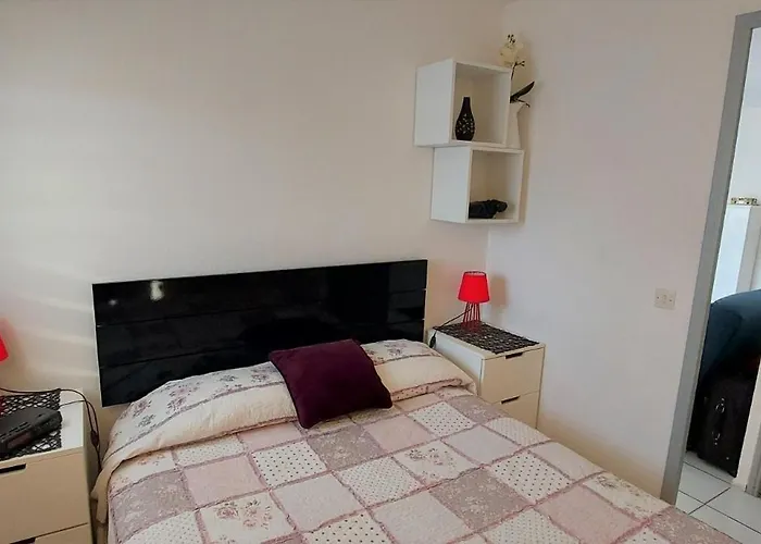 Appartement A Deux Pas De La - *