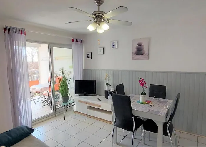 Appartement A Deux Pas De La - *