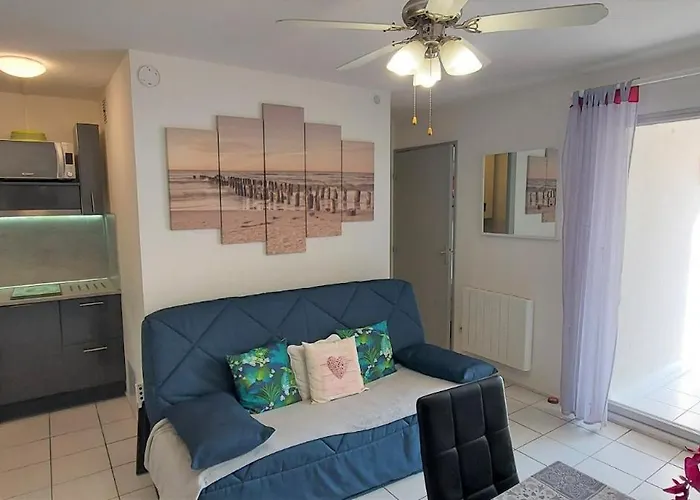 A Deux Pas De La - Appartement *